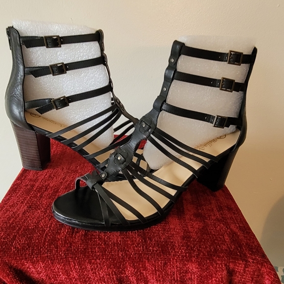 Gladiator Booties - Picture 2 of 3